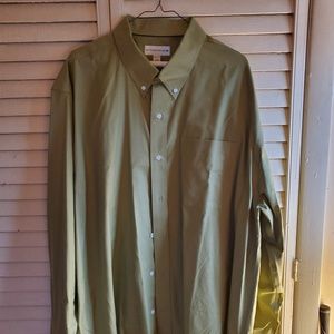 Cutter and Buck Men's Dress Shirt